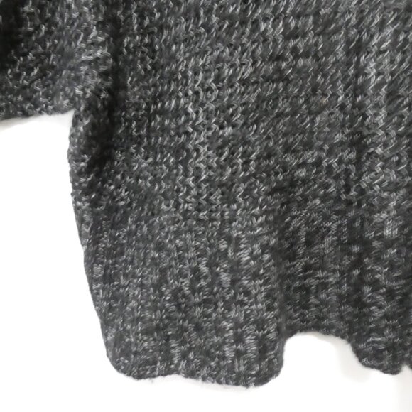 NU - NUMBERO | medium | Chic Black and White Knit Open Front Cardigan - Picture 12 of 13